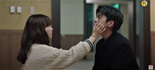 Park Bo Young 'bay màu' ở Kẻ Hủy Diệt Gõ Cửa Nhà Tôi, netizen khóc lụt nhà 'Youth Of May vẫn chưa đủ sao?' - 4 Park Bo Young 'bay màu' ở Kẻ Hủy Diệt Gõ Cửa Nhà Tôi, netizen khóc lụt nhà 'Youth Of May vẫn chưa đủ sao?' - 4