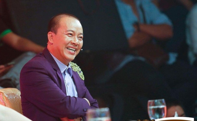 Chủ 'quán Phở Đức Hải' tiết lộ 'tỉnh bơ' sau gần một tuần bị dân mạng tấn công bằng bão 1 sao do phát ngôn thô tục trên mạng xã hội của NSƯT Đức Hải Chủ 'quán Phở Đức Hải' tiết lộ 'tỉnh bơ' sau gần một tuần bị dân mạng tấn công bằng bão 1 sao do phát ngôn thô tục trên mạng xã hội của NSƯT Đức Hải