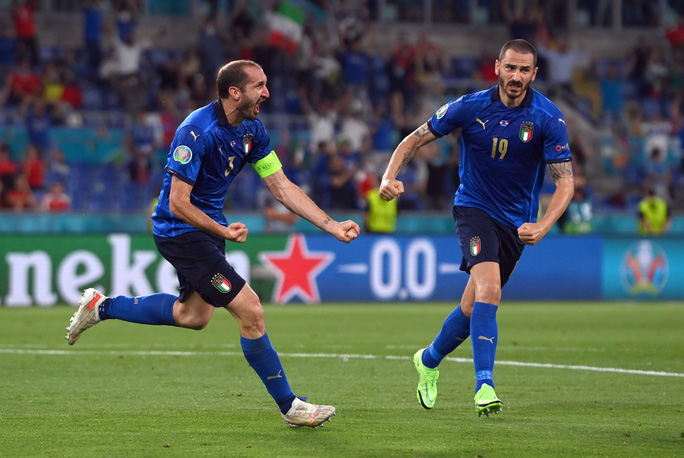Vùi dập Thụy Sĩ 3-0, tuyển Ý lập đại công vòng bảng Euro - 1 Vùi dập Thụy Sĩ 3-0, tuyển Ý lập đại công vòng bảng Euro - 1