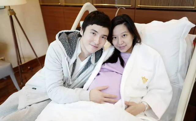 Vì một đặc điểm trên cơ thể, cô diễn viên vô danh thành công bước vào hào môn, trở thành vợ tỷ phú giàu bậc nhất sau đám cưới tiêu tốn 2000 tỷ đồng - 6 Vì một đặc điểm trên cơ thể, cô diễn viên vô danh thành công bước vào hào môn, trở thành vợ tỷ phú giàu bậc nhất sau đám cưới tiêu tốn 2000 tỷ đồng - 6