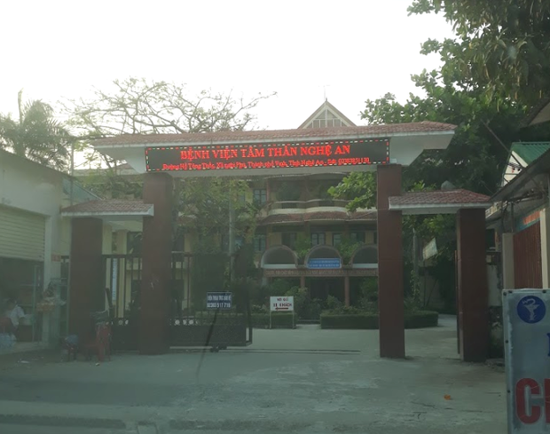 Bệnh viện Tâm thần Nghệ An phong tỏa cả khoa gần 100 người sau khi phát hiện nữ điều dưỡng dương tính với SARS-CoV-2 Bệnh viện Tâm thần Nghệ An phong tỏa cả khoa gần 100 người sau khi phát hiện nữ điều dưỡng dương tính với SARS-CoV-2