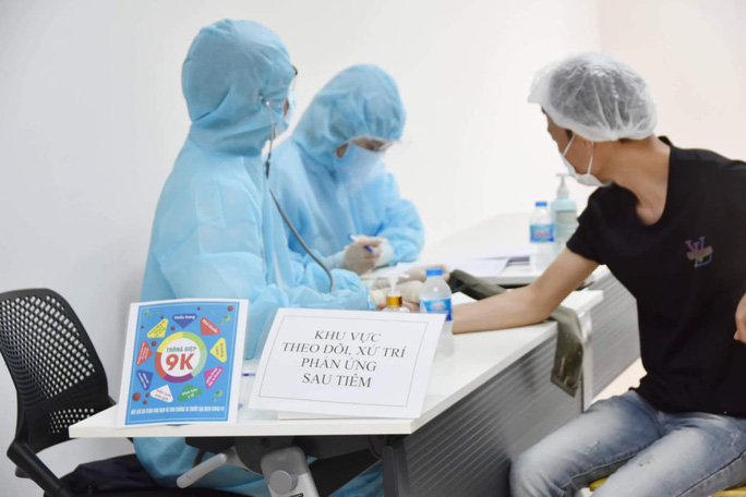 3 nhóm ưu tiên được tiêm 500.000 liều vắc-xin Covid-19 Sinopharm của Trung Quốc - 1 3 nhóm ưu tiên được tiêm 500.000 liều vắc-xin Covid-19 Sinopharm của Trung Quốc - 1