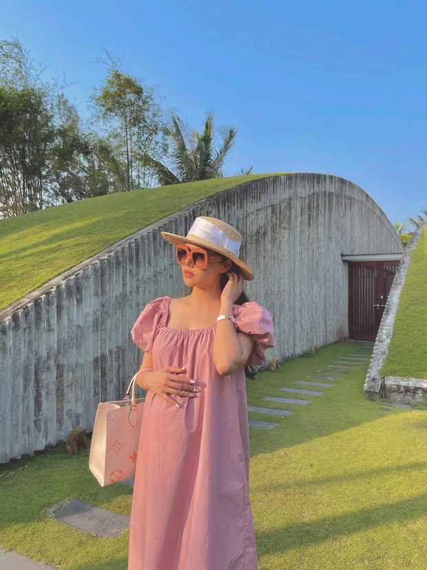 Tròn 1 năm ngày cưới, Phanh Lee cuối cùng cũng chịu tung ảnh hiếm trong hôn lễ cực kín đáo với TGĐ tập đoàn nghìn tỳ - 6 Tròn 1 năm ngày cưới, Phanh Lee cuối cùng cũng chịu tung ảnh hiếm trong hôn lễ cực kín đáo với TGĐ tập đoàn nghìn tỳ - 6