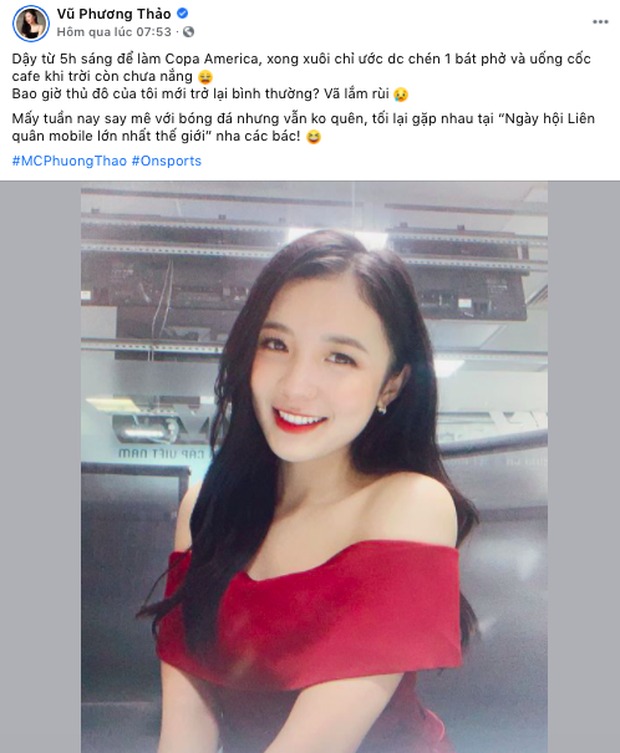 Đa tài như MC hot nhất Liên Quân, quay cuồng trong các trận cầu thế giới nhưng vẫn 'cháy' cùng AWC - 3 Đa tài như MC hot nhất Liên Quân, quay cuồng trong các trận cầu thế giới nhưng vẫn 'cháy' cùng AWC - 3