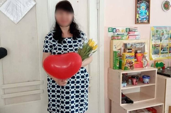 3 con ruột tố hành vi bệnh hoạn của cha dượng, mẹ không tin còn mắng con hư hỏng rồi nhận ra sự thật cay đắng giấu kín suốt 3 năm - 1 3 con ruột tố hành vi bệnh hoạn của cha dượng, mẹ không tin còn mắng con hư hỏng rồi nhận ra sự thật cay đắng giấu kín suốt 3 năm - 1