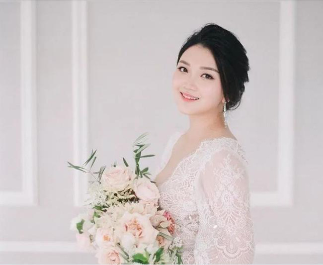 'Ông trùm' cho con trai đi du học 'cuỗm' luôn ái nữ tỷ phú xứ Cảng Thơm, quà cưới bố chồng tặng cô dâu trị giá 3,5 nghìn tỷ gây rung chuyển thị trường bất động sản! - 1 'Ông trùm' cho con trai đi du học 'cuỗm' luôn ái nữ tỷ phú xứ Cảng Thơm, quà cưới bố chồng tặng cô dâu trị giá 3,5 nghìn tỷ gây rung chuyển thị trường bất động sản! - 1