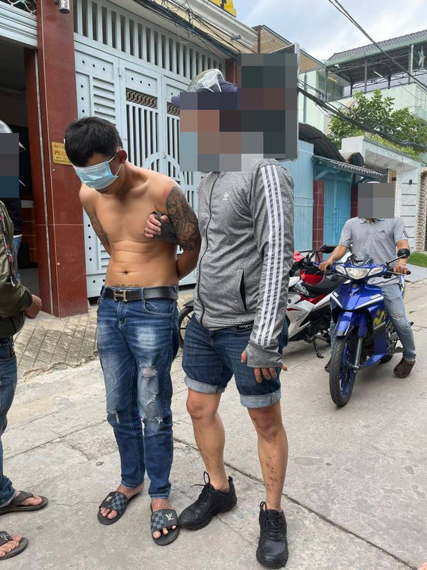 Chủ tiệm tạp hóa ở TP.HCM bị cướp xông vào xịt hơi cay, tấn công 2 lần trong vòng nửa tháng Chủ tiệm tạp hóa ở TP.HCM bị cướp xông vào xịt hơi cay, tấn công 2 lần trong vòng nửa tháng