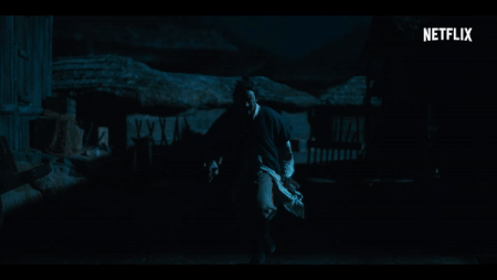 Bom tấn xác sống Kingdom tung teaser xịn đét: Jeon Ji Hyun bay như chim, tung dịch zombie cho cả làng - 4 Bom tấn xác sống Kingdom tung teaser xịn đét: Jeon Ji Hyun bay như chim, tung dịch zombie cho cả làng - 4