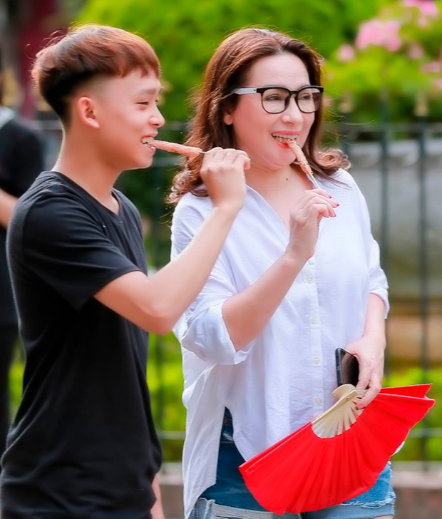 Phía Phi Nhung chính thức lên tiếng sau khi bị nhạc sĩ Chim Trắng Mồ Côi đăng đàn tố uy hiếp và đe doạ - 6 Phía Phi Nhung chính thức lên tiếng sau khi bị nhạc sĩ Chim Trắng Mồ Côi đăng đàn tố uy hiếp và đe doạ - 6