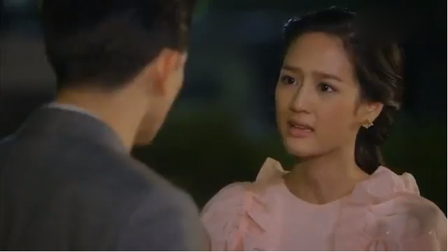 Nghĩ vợ hỗn với mẹ, chồng thẳng tay tát nhưng khi nhìn đĩa bột trên giường, mặt anh tím tái bởi sự thật - 1 Nghĩ vợ hỗn với mẹ, chồng thẳng tay tát nhưng khi nhìn đĩa bột trên giường, mặt anh tím tái bởi sự thật - 1