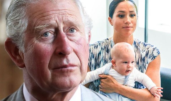 Nguồn cơn dẫn đến drama Hoàng gia Anh với nhà Meghan không hồi kết: Do Thái tử Charles không muốn Archie làm Hoàng tử? - 1 Nguồn cơn dẫn đến drama Hoàng gia Anh với nhà Meghan không hồi kết: Do Thái tử Charles không muốn Archie làm Hoàng tử? - 1