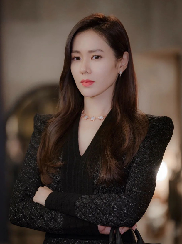 6 chị đẹp phim Hàn đã giàu còn giỏi làm khán giả u mê: 'Tài phiệt' Son Ye Jin, bà cả Mine phải lép vế trước số 1 - 2 6 chị đẹp phim Hàn đã giàu còn giỏi làm khán giả u mê: 'Tài phiệt' Son Ye Jin, bà cả Mine phải lép vế trước số 1 - 2