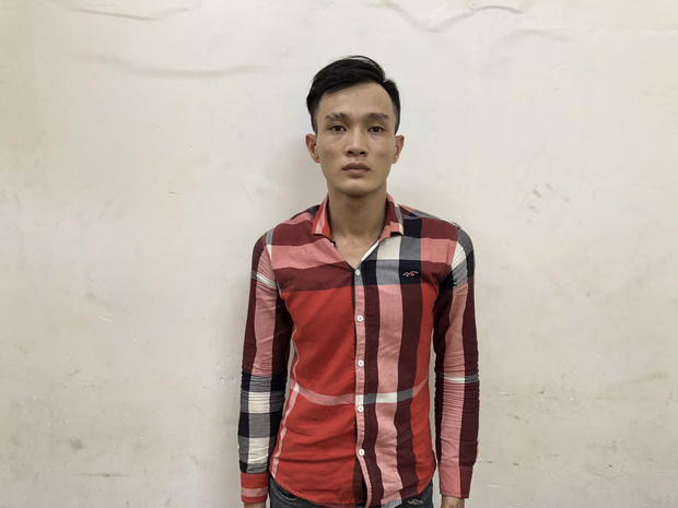TP.HCM: Băng nhóm 'tuổi teen' chuyên đột nhập nhà dân, cửa hàng, kho hàng để trộm cắp tài sản TP.HCM: Băng nhóm 'tuổi teen' chuyên đột nhập nhà dân, cửa hàng, kho hàng để trộm cắp tài sản