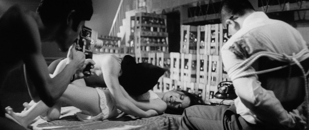5 siêu phẩm 'khơi mào' ngành phim 18+ xứ Nhật: Thiếu sao được màn 'ân ái' thật 100% hủy hoại cuộc đời nữ chính! - 3 5 siêu phẩm 'khơi mào' ngành phim 18+ xứ Nhật: Thiếu sao được màn 'ân ái' thật 100% hủy hoại cuộc đời nữ chính! - 3