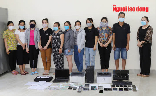 Phá đường dây lô đề lớn nhất ở Quảng Bình, mỗi tháng giao dịch 36 tỉ đồng Phá đường dây lô đề lớn nhất ở Quảng Bình, mỗi tháng giao dịch 36 tỉ đồng