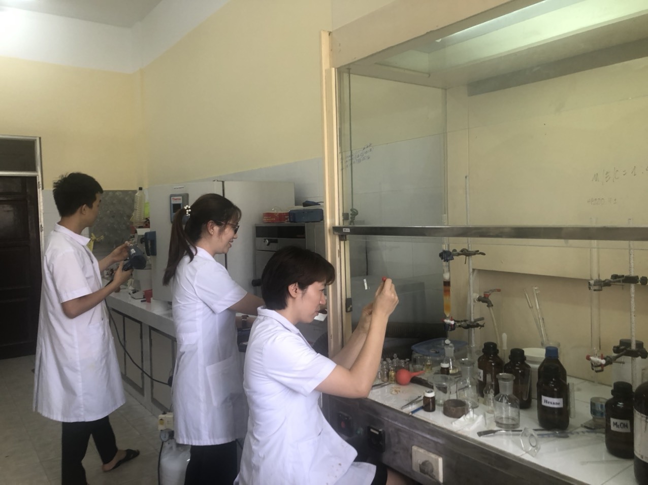 Nhà khoa học Việt Nam tổng hợp thành công thuốc điều trị Covid-19 - 1 Nhà khoa học Việt Nam tổng hợp thành công thuốc điều trị Covid-19 - 1
