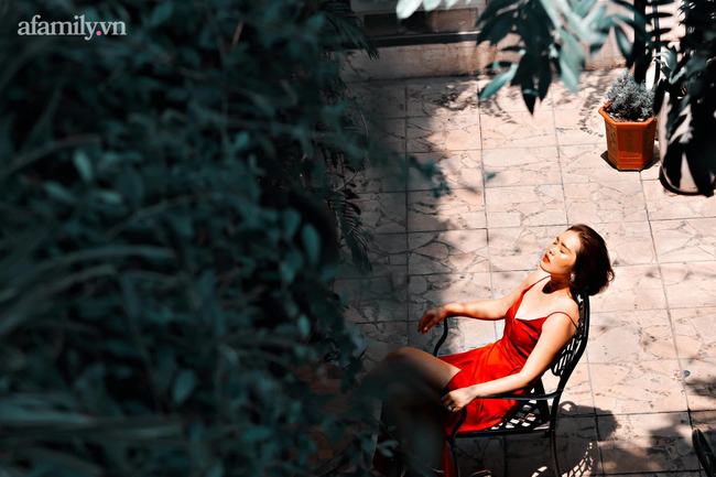 Hôn nhân trên bờ vực, vợ 'lột xác' ngoạn mục giữ chồng: 'Bây giờ nếu xa nhau một ngày chúng tôi nhớ nhung như những cặp mới yêu' (P2) - 2 Hôn nhân trên bờ vực, vợ 'lột xác' ngoạn mục giữ chồng: 'Bây giờ nếu xa nhau một ngày chúng tôi nhớ nhung như những cặp mới yêu' (P2) - 2