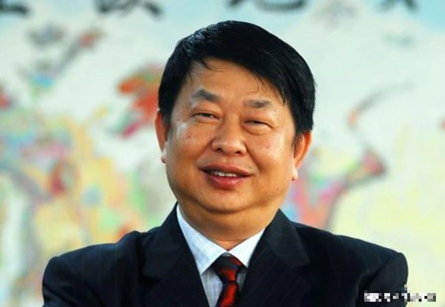 Vợ mất, chồng tỷ phú U70 tuyên bố 'kiếp sau vẫn là vợ chồng', chưa đầy 2 năm cưới luôn mĩ nhân trẻ và tiết lộ cực sốc của cô dâu trên sân khấu hôn lễ! - 1 Vợ mất, chồng tỷ phú U70 tuyên bố 'kiếp sau vẫn là vợ chồng', chưa đầy 2 năm cưới luôn mĩ nhân trẻ và tiết lộ cực sốc của cô dâu trên sân khấu hôn lễ! - 1