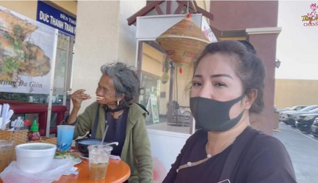 1 bầu show ở Mỹ gây tranh cãi vì chỉ trích việc Thuý Nga giúp đỡ ca sĩ Kim Ngân, còn đặt nghi vấn về số tiền kêu gọi quyên góp - 1 1 bầu show ở Mỹ gây tranh cãi vì chỉ trích việc Thuý Nga giúp đỡ ca sĩ Kim Ngân, còn đặt nghi vấn về số tiền kêu gọi quyên góp - 1