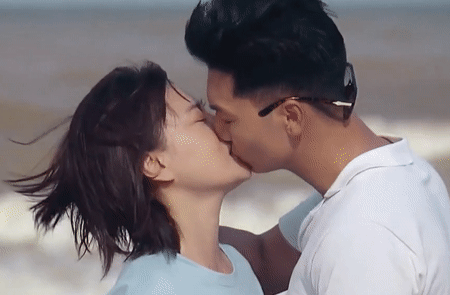 Nụ hôn triệu view của Mạnh Trường, Phương Oanh ở 'Hương vị ...