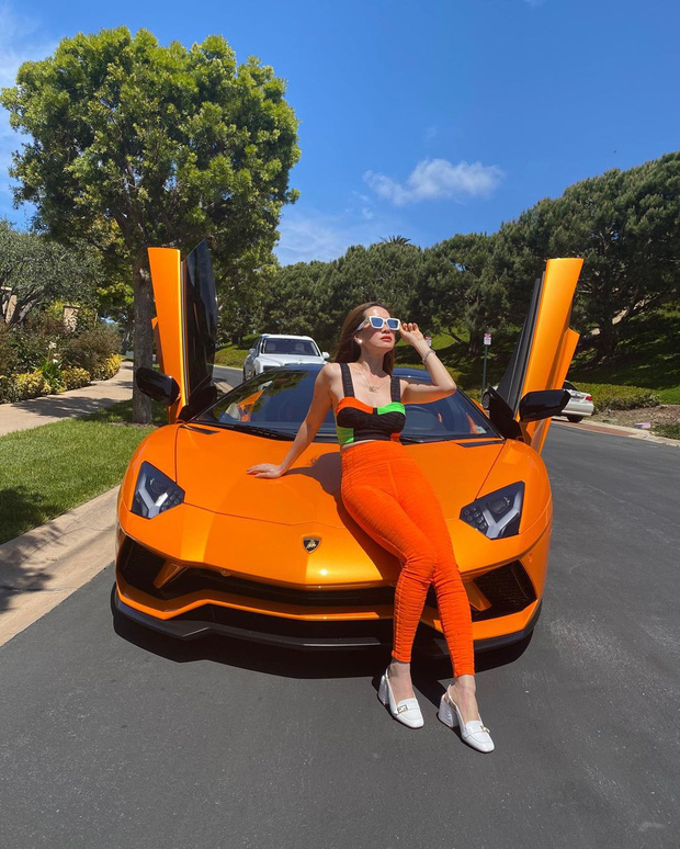 BST xe sang của nữ tỷ phú gốc Việt ở 'lâu đài' 800 tỷ: Lamborghini ra màu nào chị 'hốt' màu đó, đổi xoành xoạch như xách túi hiệu vậy thôi! - 1 BST xe sang của nữ tỷ phú gốc Việt ở 'lâu đài' 800 tỷ: Lamborghini ra màu nào chị 'hốt' màu đó, đổi xoành xoạch như xách túi hiệu vậy thôi! - 1