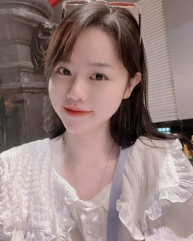 Bồ cũ Quang Hải có phản ứng trước phát ngôn 'con trai Hà Nội chỉ ngủ với người xác định làm vợ' - 1 Bồ cũ Quang Hải có phản ứng trước phát ngôn 'con trai Hà Nội chỉ ngủ với người xác định làm vợ' - 1