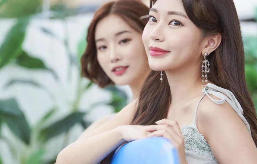 Em họ lấy chồng giàu nứt vách, qua 1 tháng đi xem đất mà tôi bật ngửa nhìn người bán Em họ lấy chồng giàu nứt vách, qua 1 tháng đi xem đất mà tôi bật ngửa nhìn người bán