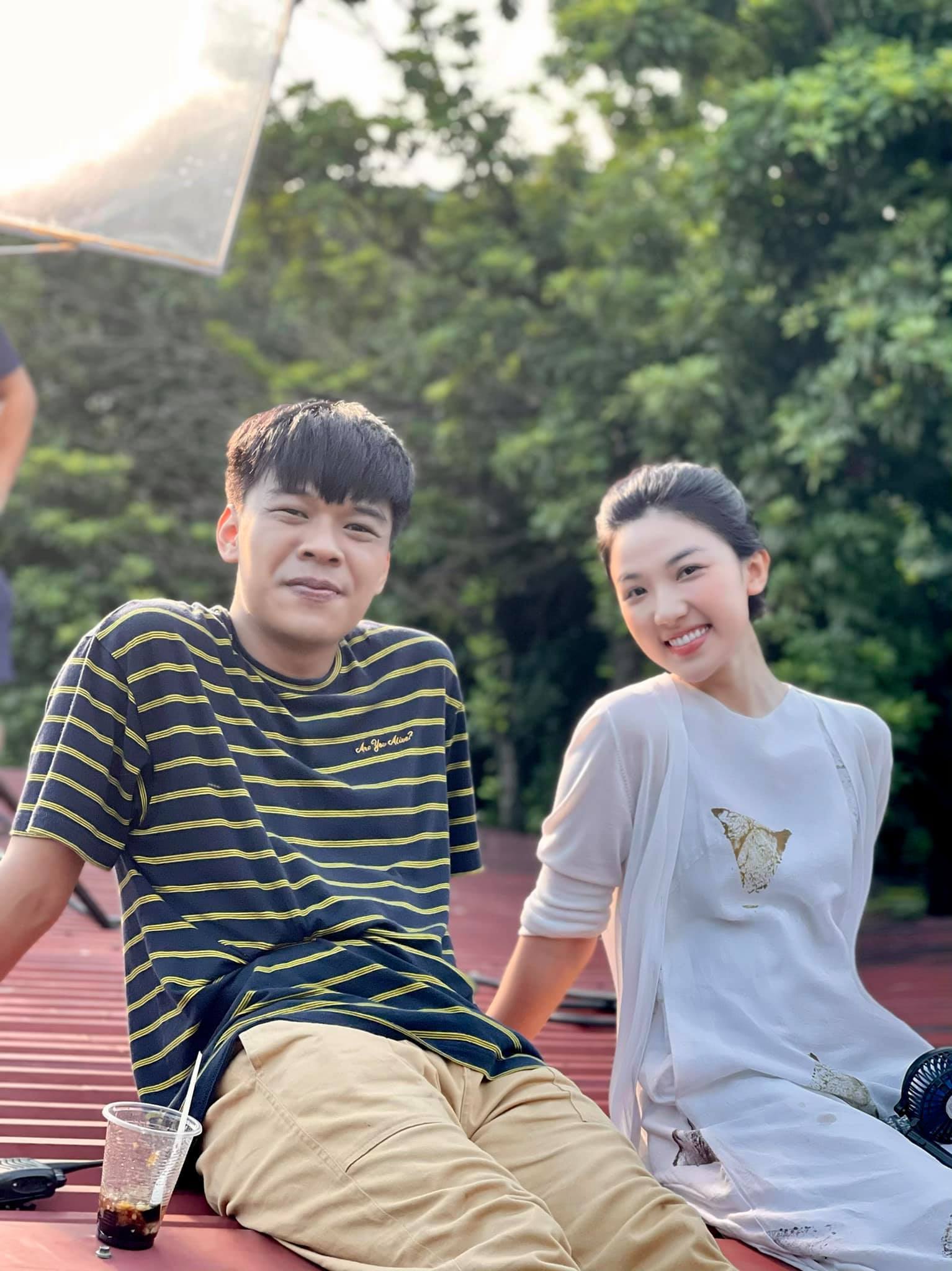 Phim thế sóng Mùa hoa tìm lại - '11 tháng 5 ngày' tung trailer chính thức, Thanh Sơn - Khả Ngân chạy trong mưa cực lãng mạn - 6 Phim thế sóng Mùa hoa tìm lại - '11 tháng 5 ngày' tung trailer chính thức, Thanh Sơn - Khả Ngân chạy trong mưa cực lãng mạn - 6