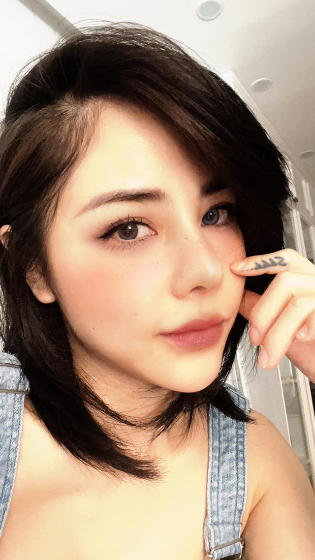Một nữ MC yêu trai đẹp thị phi, lên mạng mắng thẳng fan của bồ là 'vô liêm sỉ', 'trơ trẽn' - 1 Một nữ MC yêu trai đẹp thị phi, lên mạng mắng thẳng fan của bồ là 'vô liêm sỉ', 'trơ trẽn' - 1