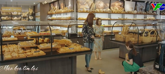 Mùa hoa tìm lại tập 26: Lệ chết đứng khi bắt gặp Đồng và Thủy trong tư thế 'nhạy cảm' Mùa hoa tìm lại tập 26: Lệ chết đứng khi bắt gặp Đồng và Thủy trong tư thế 'nhạy cảm'