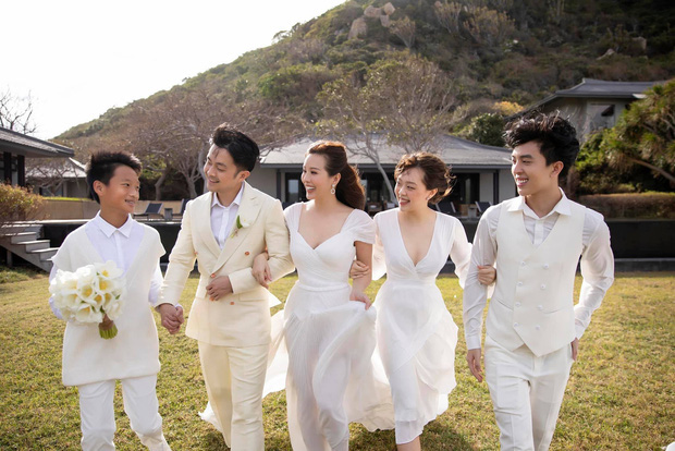 Ngày hết 'Cô vy', 5 couple Vbiz rộn ràng tổ chức tiệc cưới: Dàn khách mời của Phan Mạnh Quỳnh gây choáng, 1 đôi có luôn con đầu lòng! - 9 Ngày hết 'Cô vy', 5 couple Vbiz rộn ràng tổ chức tiệc cưới: Dàn khách mời của Phan Mạnh Quỳnh gây choáng, 1 đôi có luôn con đầu lòng! - 9