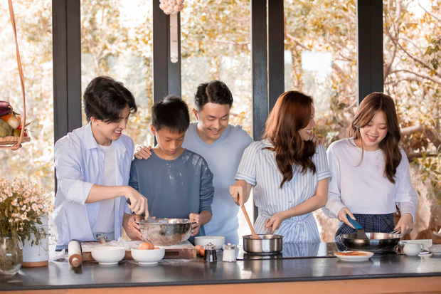 Ngày hết 'Cô vy', 5 couple Vbiz rộn ràng tổ chức tiệc cưới: Dàn khách mời của Phan Mạnh Quỳnh gây choáng, 1 đôi có luôn con đầu lòng! - 12 Ngày hết 'Cô vy', 5 couple Vbiz rộn ràng tổ chức tiệc cưới: Dàn khách mời của Phan Mạnh Quỳnh gây choáng, 1 đôi có luôn con đầu lòng! - 12