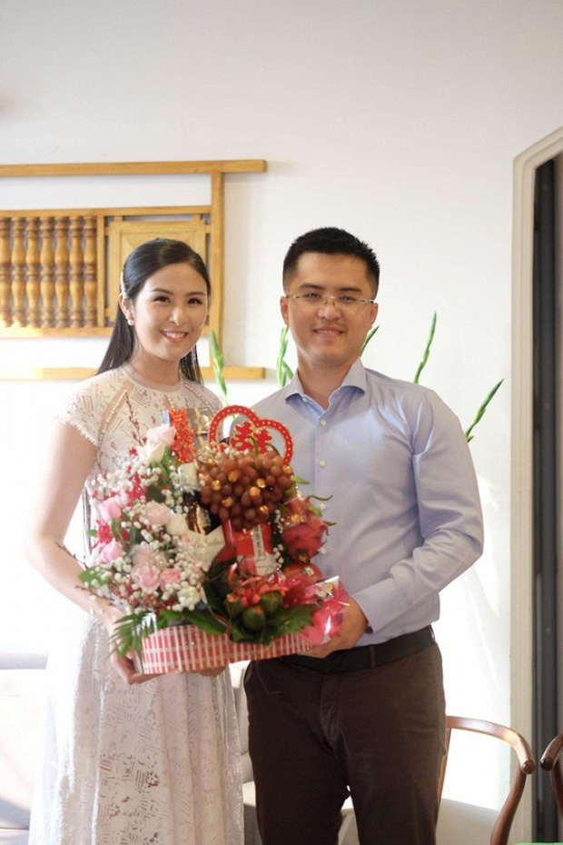 Ngày hết 'Cô vy', 5 couple Vbiz rộn ràng tổ chức tiệc cưới: Dàn khách mời của Phan Mạnh Quỳnh gây choáng, 1 đôi có luôn con đầu lòng! - 1 Ngày hết 'Cô vy', 5 couple Vbiz rộn ràng tổ chức tiệc cưới: Dàn khách mời của Phan Mạnh Quỳnh gây choáng, 1 đôi có luôn con đầu lòng! - 1
