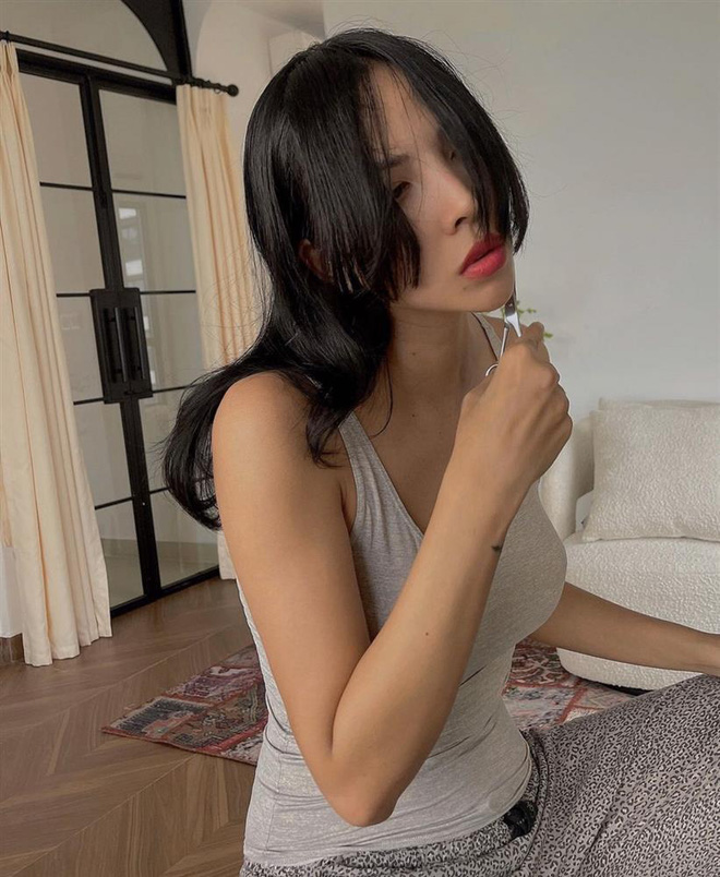 Loạt hint căng đét của 2 cặp đôi mỹ nhân hot nhất Vbiz: Kỳ Duyên - Minh Triệu đồng điệu từng chút, Gil Lê - Hoàng Thuỳ Linh nghi sống chung - 41 Loạt hint căng đét của 2 cặp đôi mỹ nhân hot nhất Vbiz: Kỳ Duyên - Minh Triệu đồng điệu từng chút, Gil Lê - Hoàng Thuỳ Linh nghi sống chung - 41