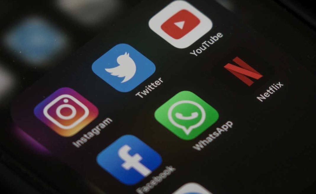 Việt Nam có quy định mới siết chặt quảng cáo trên Facebook, YouTube Việt Nam có quy định mới siết chặt quảng cáo trên Facebook, YouTube