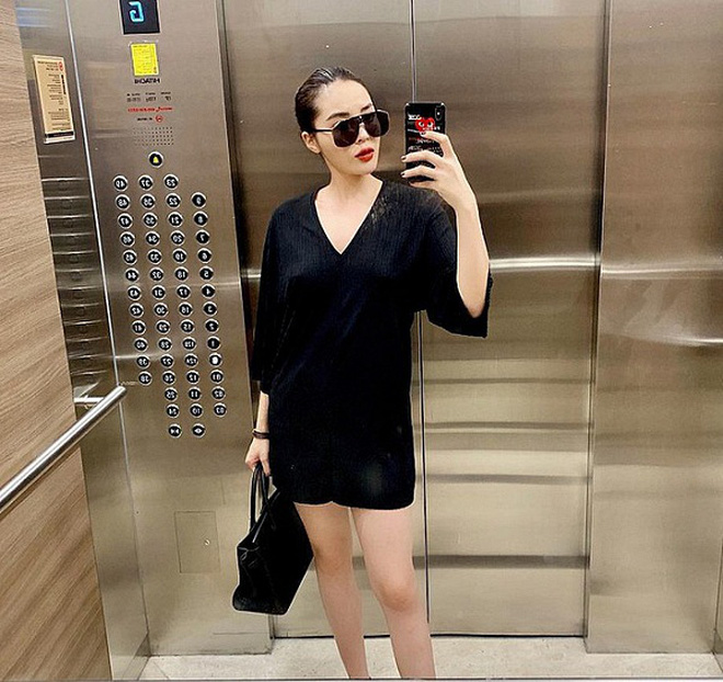 Loạt hint căng đét của 2 cặp đôi mỹ nhân hot nhất Vbiz: Kỳ Duyên - Minh Triệu đồng điệu từng chút, Gil Lê - Hoàng Thuỳ Linh nghi sống chung - 39 Loạt hint căng đét của 2 cặp đôi mỹ nhân hot nhất Vbiz: Kỳ Duyên - Minh Triệu đồng điệu từng chút, Gil Lê - Hoàng Thuỳ Linh nghi sống chung - 39