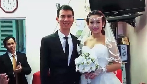 Sống như bà hoàng trong 'lâu đài' hơn 80 tỷ đồng, Huyền Baby giàu cỡ nào? Sống như bà hoàng trong 'lâu đài' hơn 80 tỷ đồng, Huyền Baby giàu cỡ nào?
