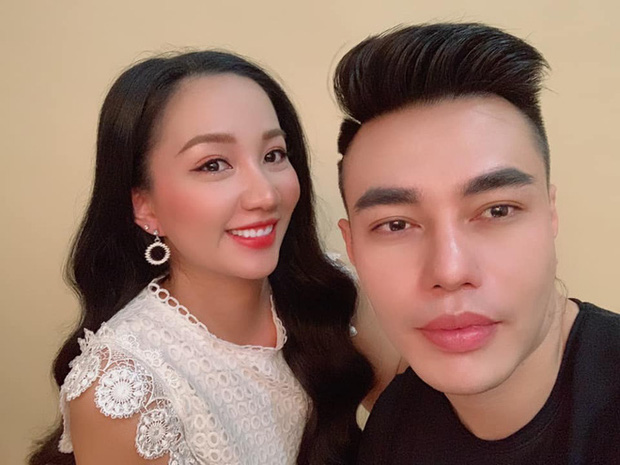 Lê Dương Bảo Lâm hứng nguyên rổ 'gạch' từ netizen vì để con gái ngồi lên thực phẩm chụp ảnh, lời giải thích có hợp lý? - 5 Lê Dương Bảo Lâm hứng nguyên rổ 'gạch' từ netizen vì để con gái ngồi lên thực phẩm chụp ảnh, lời giải thích có hợp lý? - 5