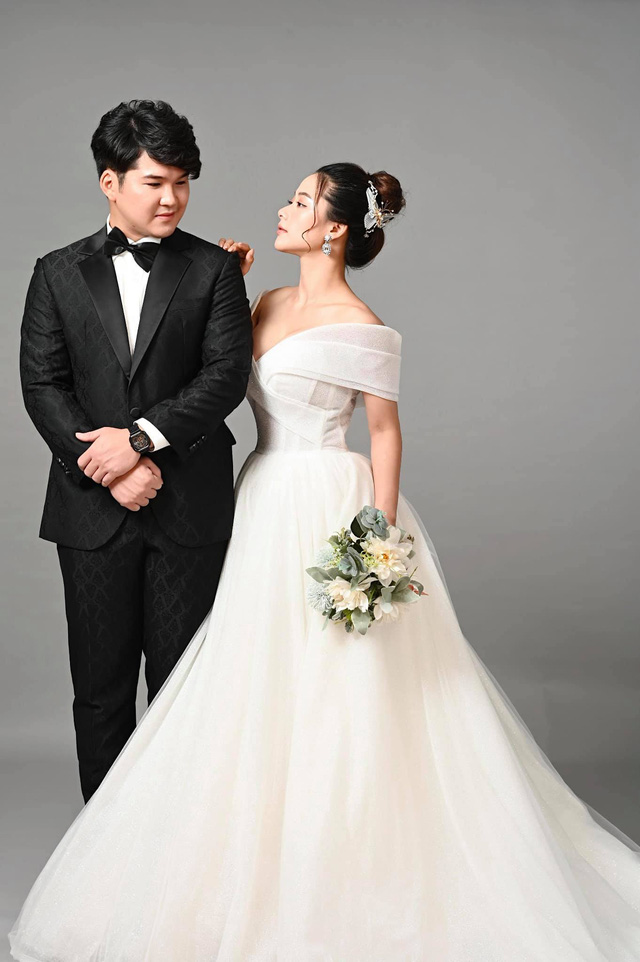 Cặp đôi Núi - Hoa trong 'Mùa hoa tìm lại' tung ảnh cưới cực ngọt - 5 Cặp đôi Núi - Hoa trong 'Mùa hoa tìm lại' tung ảnh cưới cực ngọt - 5