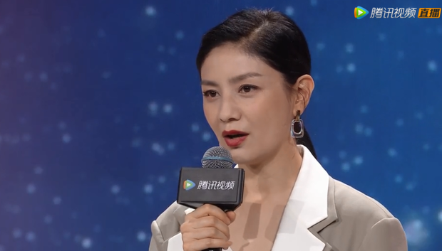 Nhiệt Ba lộ dáng gầy khẳng khiu, Dương Dương đẹp trai như "chú bé" ở họp báo Em Là Niềm Kiêu Hãnh Của Anh - 7 Nhiệt Ba lộ dáng gầy khẳng khiu, Dương Dương đẹp trai như "chú bé" ở họp báo Em Là Niềm Kiêu Hãnh Của Anh - 7