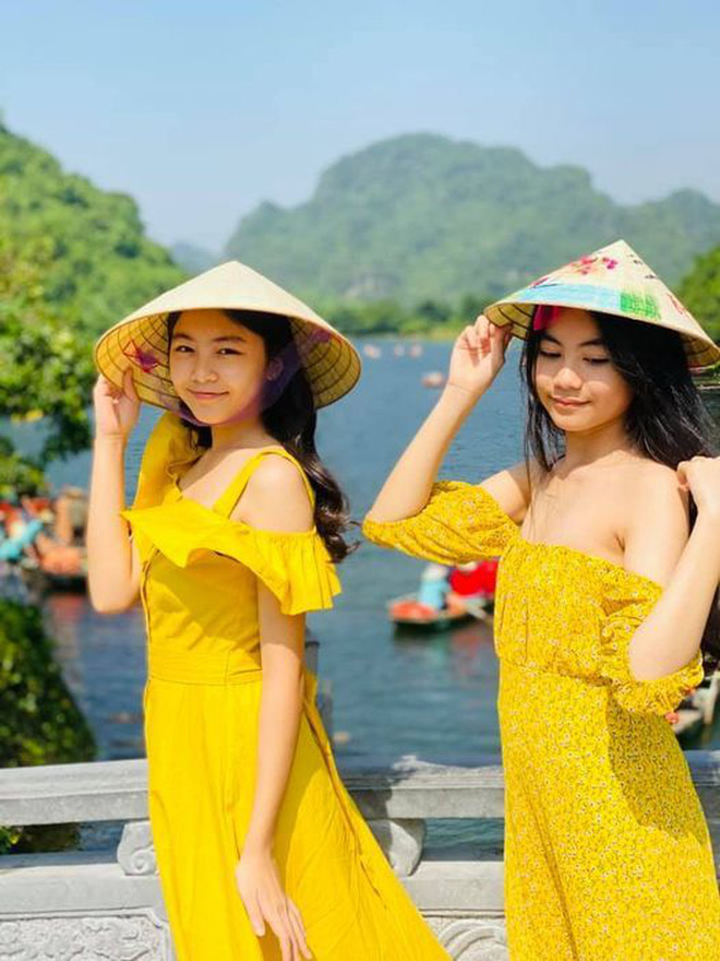 Sinh nhật MC Quyền Linh nhưng 2 ái nữ tuổi trăng tròn chiếm trọn spotlight, nhất là chiều cao chuẩn Hoa hậu - 5 Sinh nhật MC Quyền Linh nhưng 2 ái nữ tuổi trăng tròn chiếm trọn spotlight, nhất là chiều cao chuẩn Hoa hậu - 5