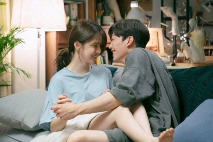 5 nhân vật phản diện trong năm 2021 khiến khán giả không thể ghét bỏ: Song Jong Ki chiếm trọn tình cảm - 14 5 nhân vật phản diện trong năm 2021 khiến khán giả không thể ghét bỏ: Song Jong Ki chiếm trọn tình cảm - 14