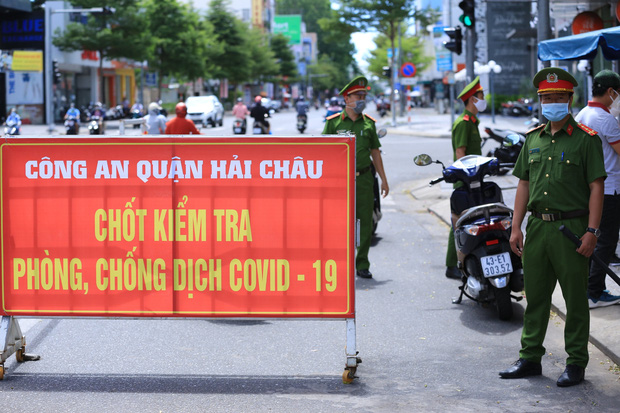Đà Nẵng chính thức cách ly toàn xã hội, từ tối nay ai được ra khỏi nhà? Đà Nẵng chính thức cách ly toàn xã hội, từ tối nay ai được ra khỏi nhà?