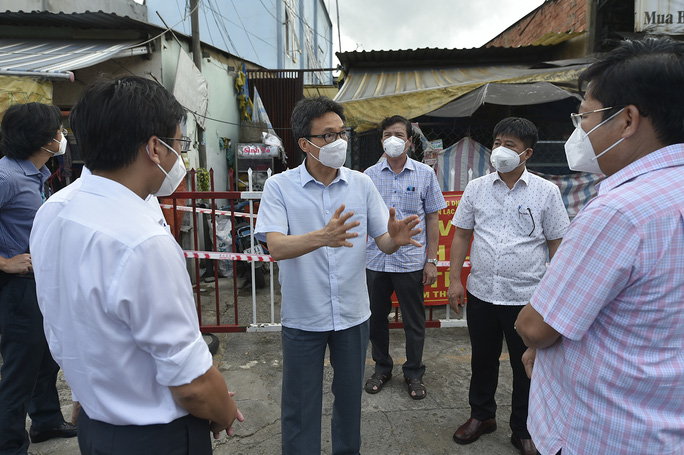 Phó Thủ tướng tha thiết đề nghị các tỉnh nhường vắc-xin cho TP HCM - 1 Phó Thủ tướng tha thiết đề nghị các tỉnh nhường vắc-xin cho TP HCM - 1