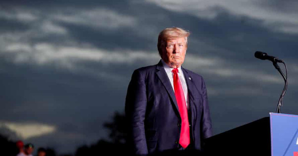 Ông Trump lại gặp chuyện nhức đầu Ông Trump lại gặp chuyện nhức đầu