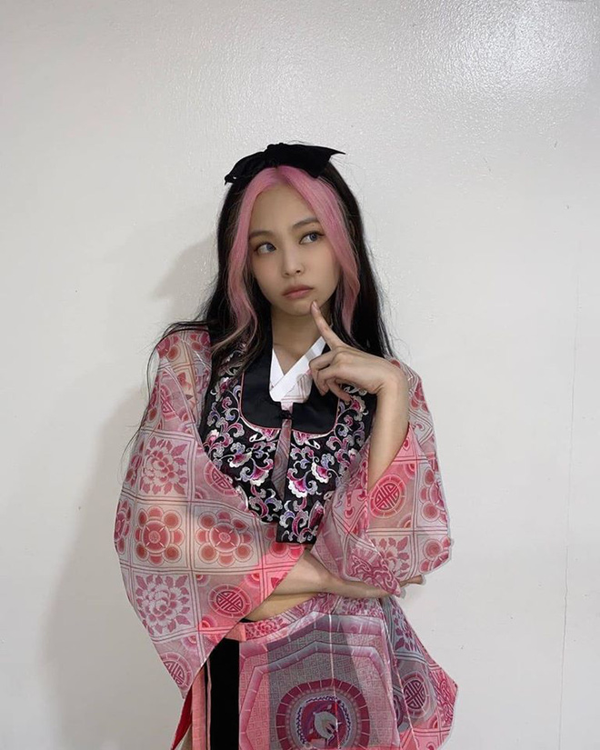 Điểm lại 10 trend khai nguồn từ idol Hàn, đâu mới là xu hướng được lòng netizen nhất? - 14 Điểm lại 10 trend khai nguồn từ idol Hàn, đâu mới là xu hướng được lòng netizen nhất? - 14