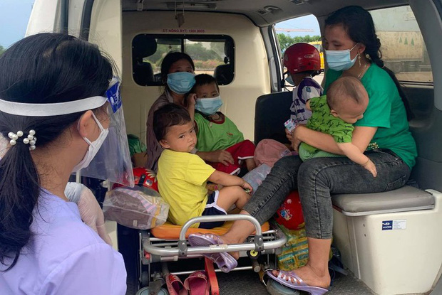 Hành trình 1400 km chạy xe máy từ miền Nam về quê của những người lao động nghèo tha hương - 18 Hành trình 1400 km chạy xe máy từ miền Nam về quê của những người lao động nghèo tha hương - 18