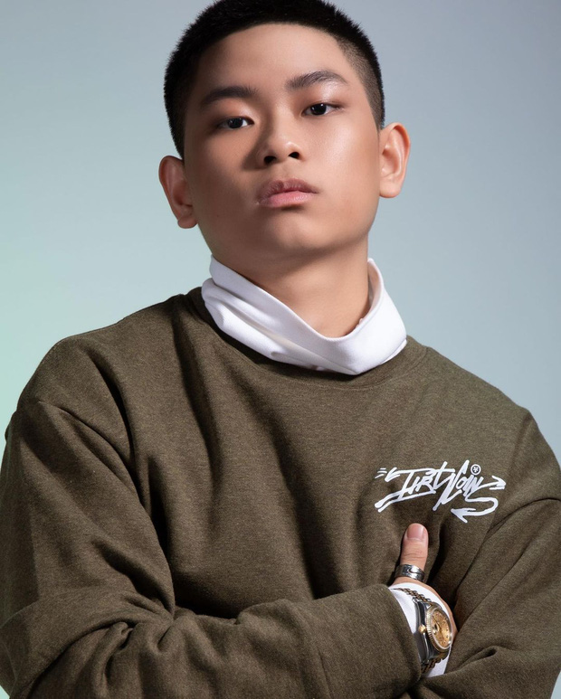 Rich kid Gia Kỳ tiết lộ chuyện lần đầu dùng thử ứng dụng hẹn hò 18+, cái kết lại quá "đắng lòng" Rich kid Gia Kỳ tiết lộ chuyện lần đầu dùng thử ứng dụng hẹn hò 18+, cái kết lại quá "đắng lòng"