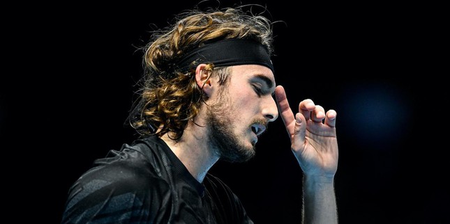 HLV của Tsitsipas chỉ trích BTC Olympic Tokyo đối xử ‘như tội phạm’ - 1 HLV của Tsitsipas chỉ trích BTC Olympic Tokyo đối xử ‘như tội phạm’ - 1
