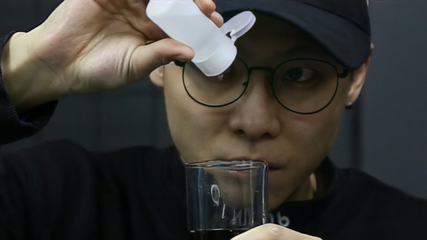 'Nước vâng lời' - trợ thủ đắc lực của tội phạm tình dục và những tác hại khôn lường của loại chất lỏng không màu, không mùi 'trong truyền thuyết' - 1 'Nước vâng lời' - trợ thủ đắc lực của tội phạm tình dục và những tác hại khôn lường của loại chất lỏng không màu, không mùi 'trong truyền thuyết' - 1